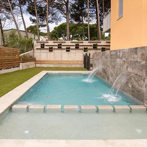 Aparthotel Albana Turistics, L'Escala