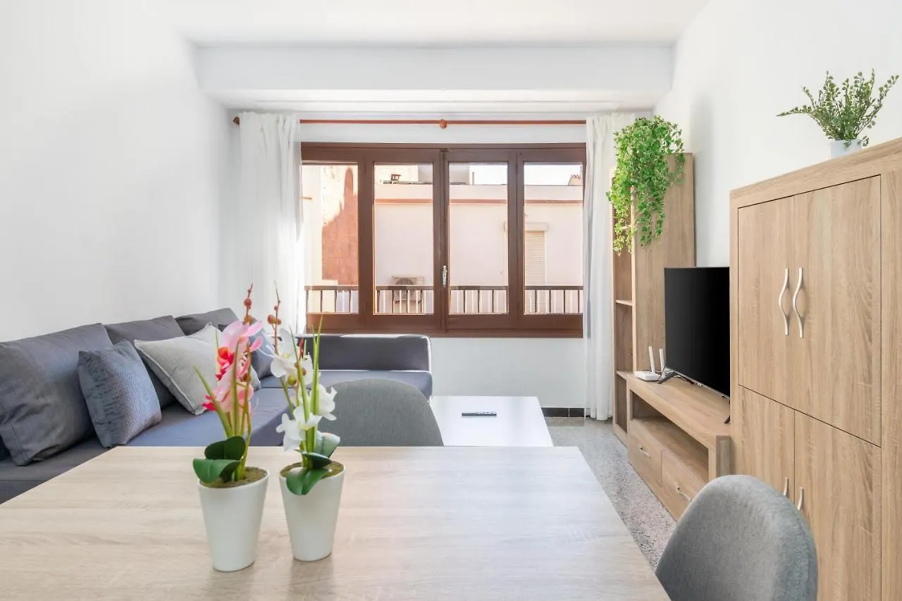 Can Lopits L'Escala Apartment